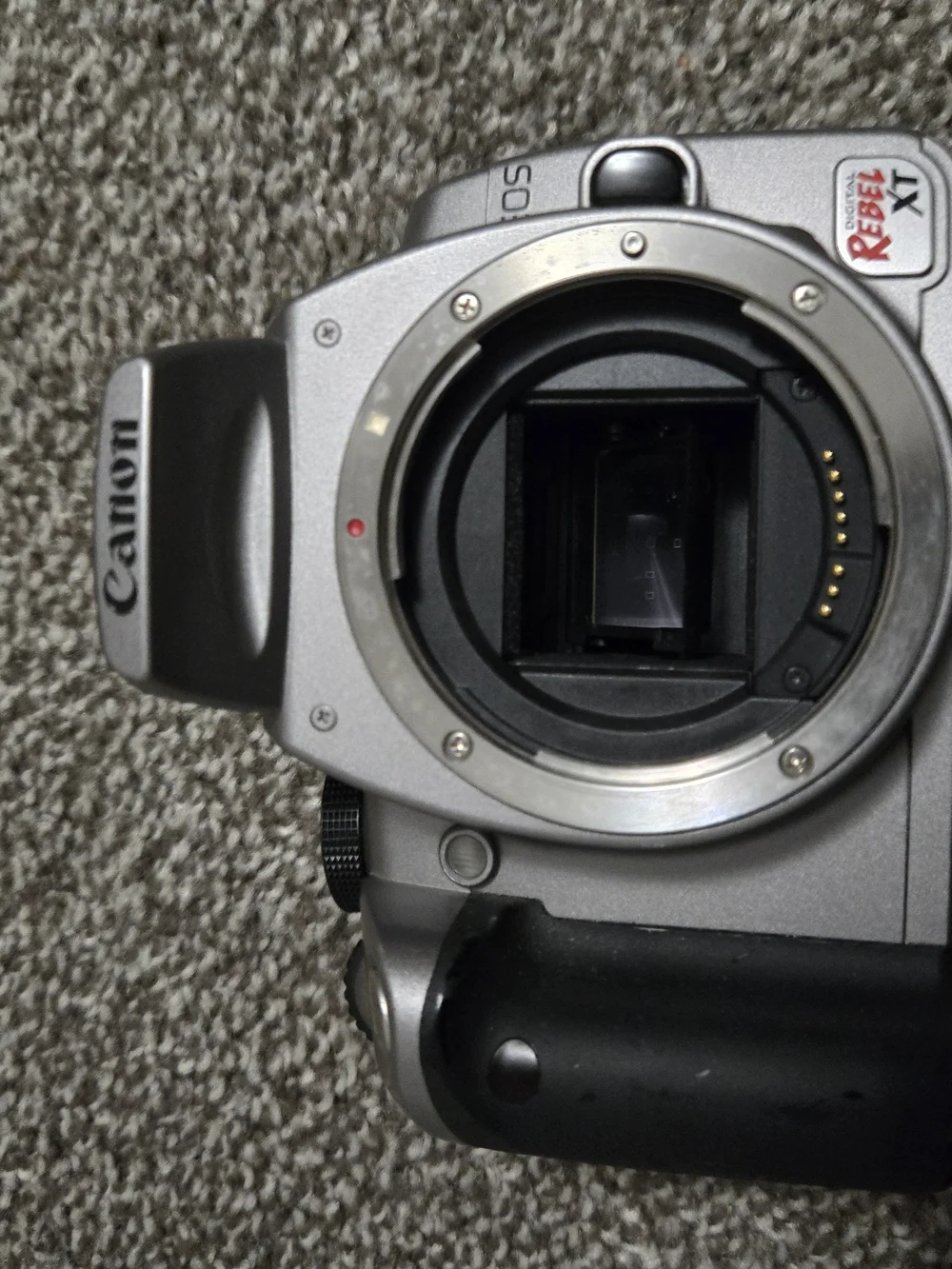 Canon Silver DSLR Camera Body - Silver Rebel Xt
